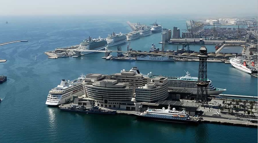 Barcelona luxury yachts charter